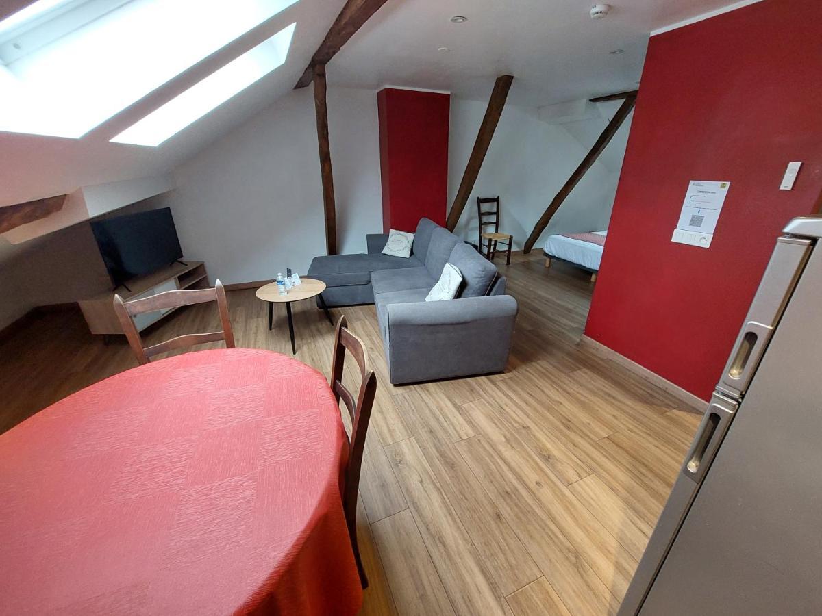 Logis Hotel - Les Pasteliers Lavaur  Exteriör bild