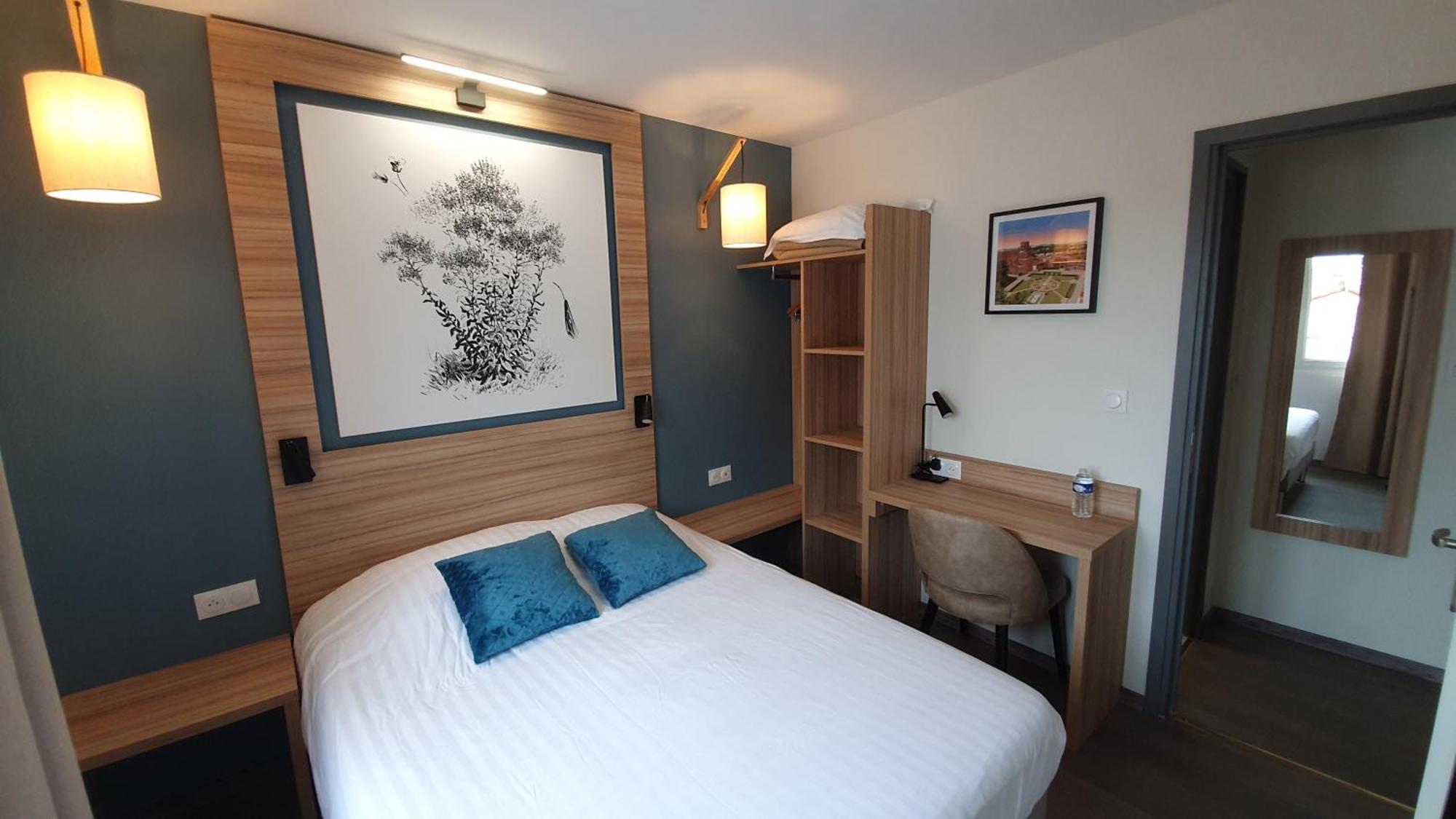 Logis Hotel - Les Pasteliers Lavaur  Exteriör bild
